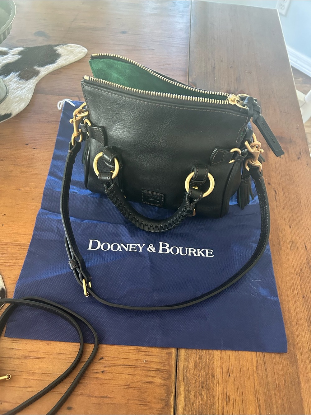 Dooney & Bourke Black Leather Florentine Nano purse